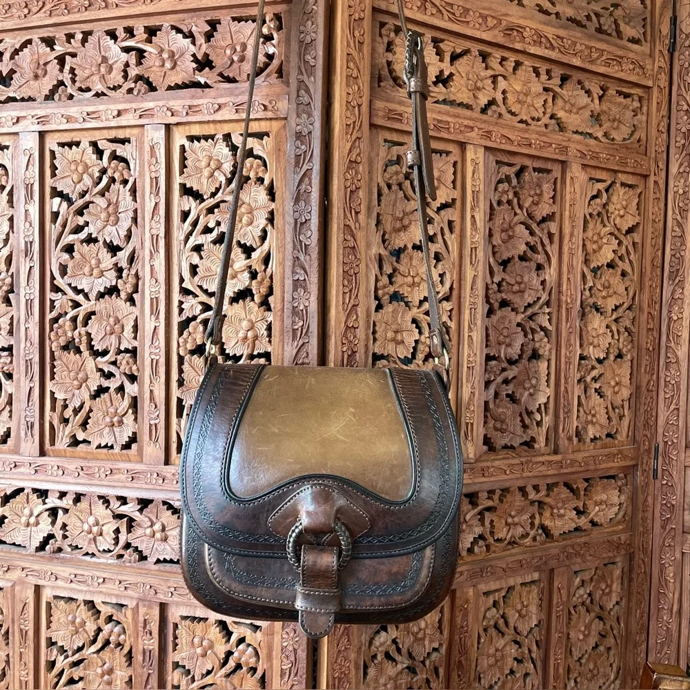 Vintage Leather Western Tooled Crossbody Saddle Bag - Picture 3 of 9